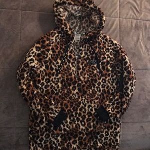 VS PINK hooded Sherpa hoodie!